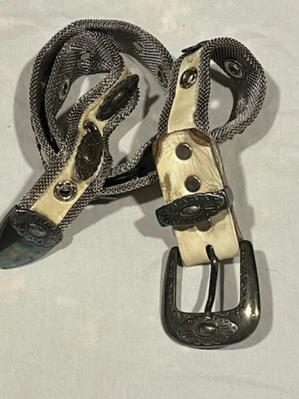 VTG Silver Tone Metal Mesh White Leather Concho Grommets Belt Western Buckle32 M